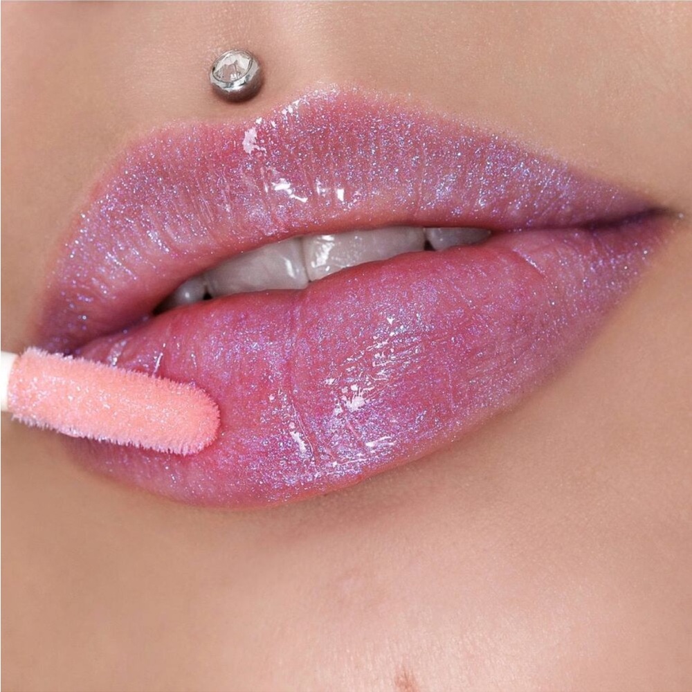 JEFFREE STAR | The Gloss SUCCULENT Lip Gloss Sheer Baby Pink w/ Blue Pearls